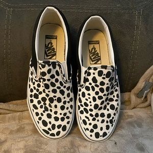 Vans Customs size 8 Dalmatian Spot slip-on style shoe